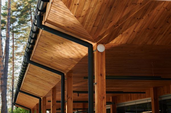 Cost of Porch Gutter Installation in Warren