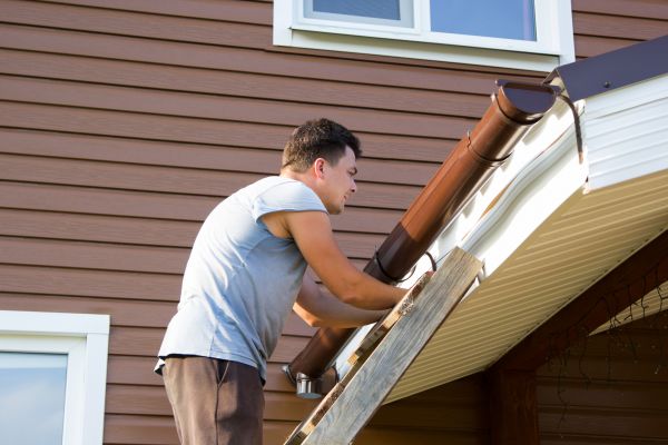 Cost of Porch Gutter Replacement in Warren