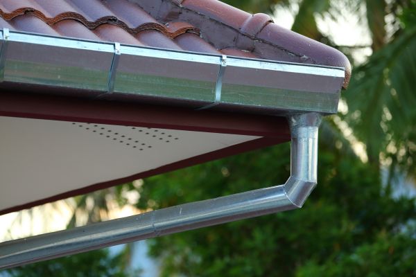 Metal Gutter Repair in Warren